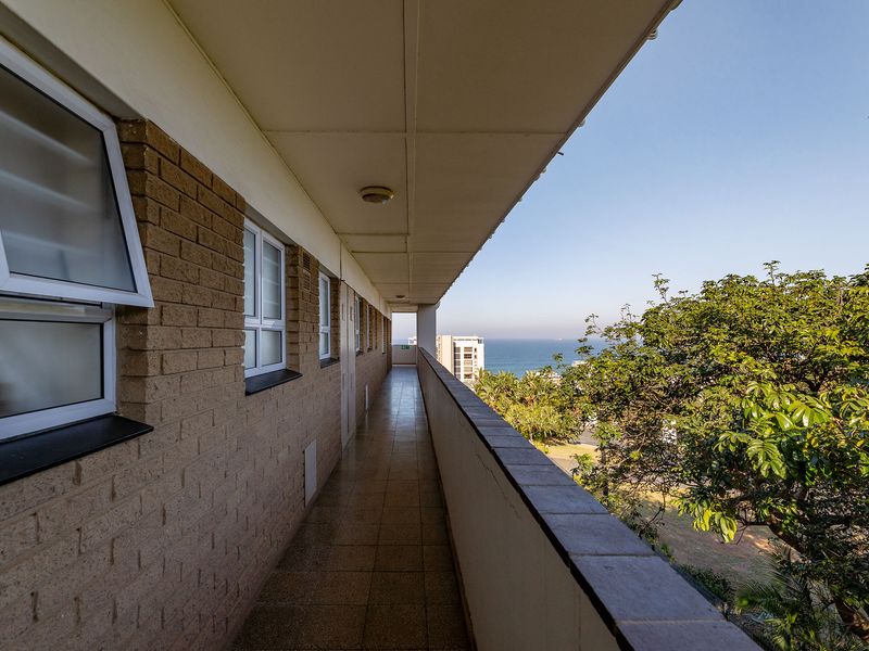 Nahanda Complex is situated in the heart of Umhlanga, and within a leisurely stroll to Umhlanga - Photo 4
