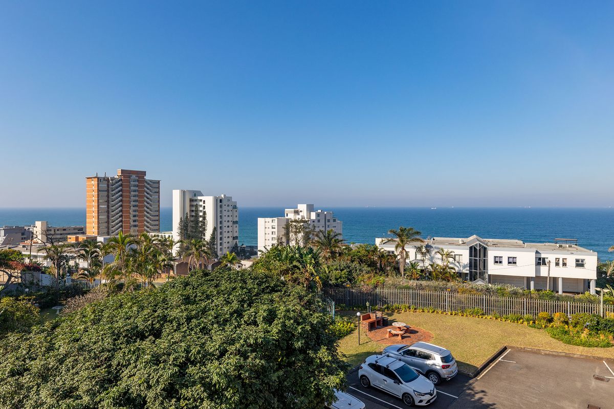 Nahanda Complex is situated in the heart of Umhlanga, and within a leisurely stroll to Umhlanga - Photo 2