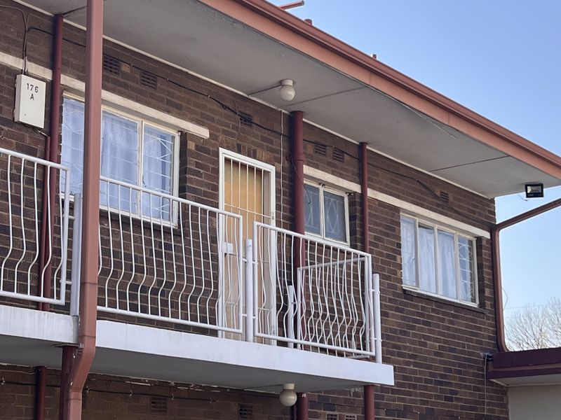 Priced to Sell – Upstairs 2-Bedroom Unit - Photo 2