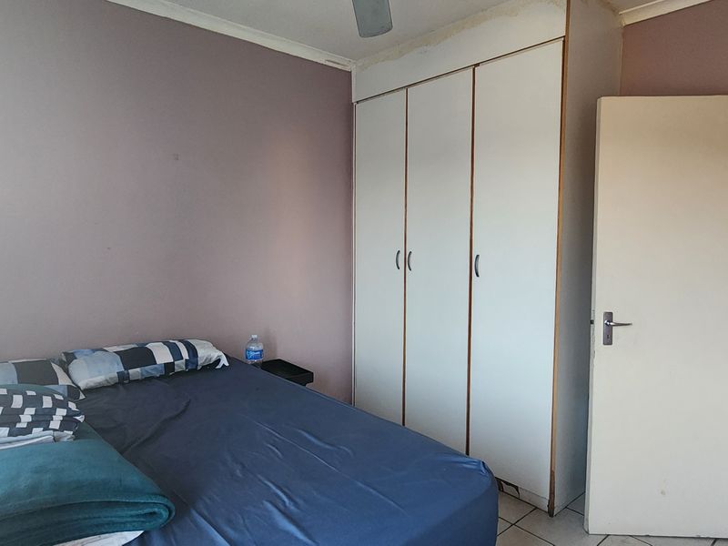 Two bedroom unit - Photo 7