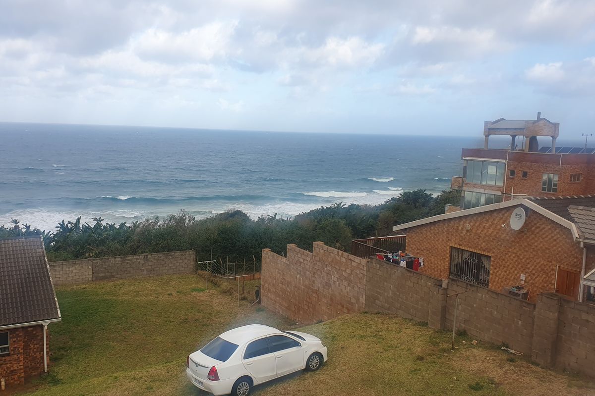 An Exquisite Oceanview Residence - Photo 4