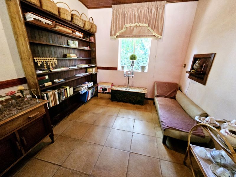 Incredible family home for sale in Skuldbult area, Louis Trichardt - Photo 7