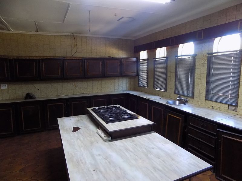 Your dream house awaits! - Photo 4