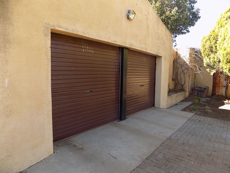 Your dream house awaits! - Photo 2