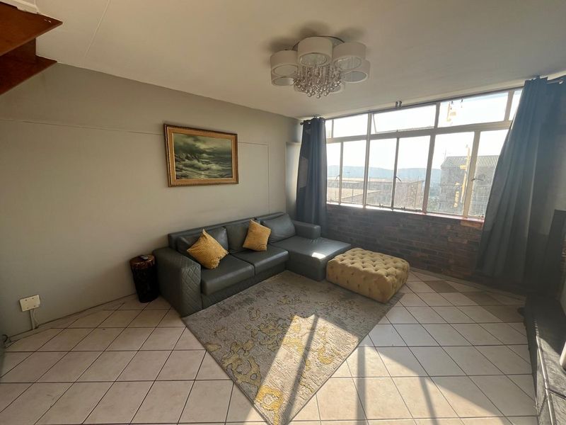2 bedroom apartment overlooking Johannesburg and Bedfordview - Photo 6