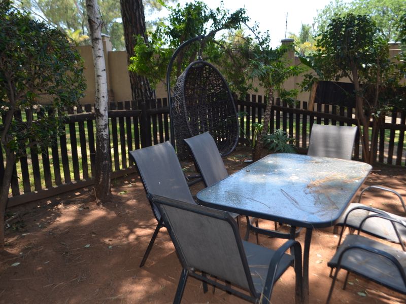 Investor Only 2 Bed 2 Bath with tenant for one year included - Photo 4