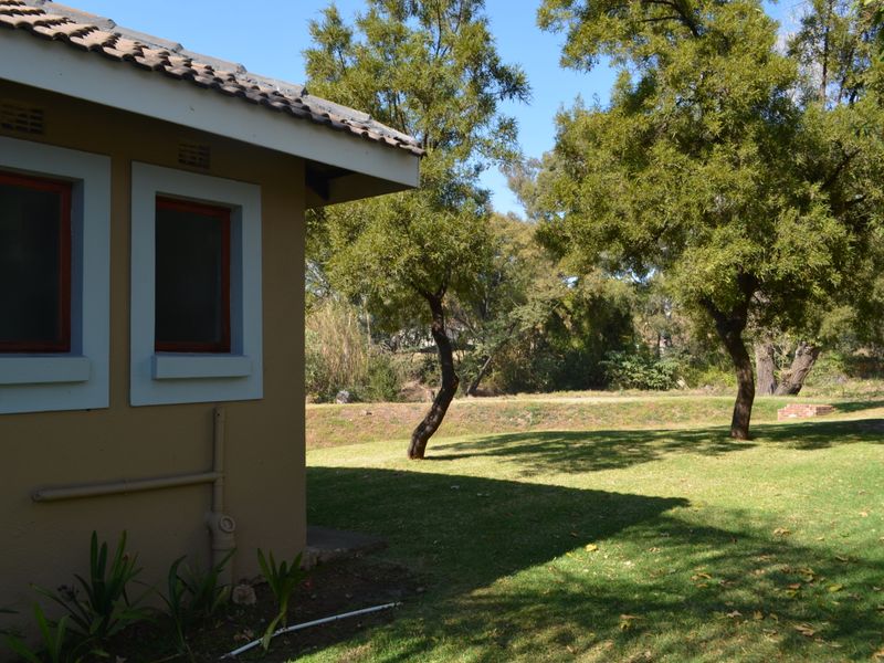 Investor Only 2 Bed 2 Bath with tenant for one year included - Photo 10