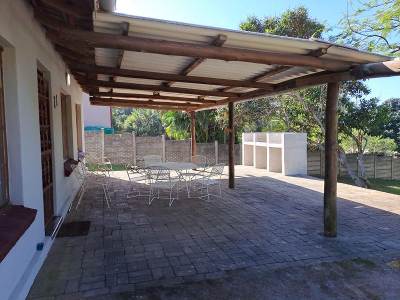 Charming Coastal Retreat in Tugela Mouth: Perfect for Airbnb and More! - Photo 2
