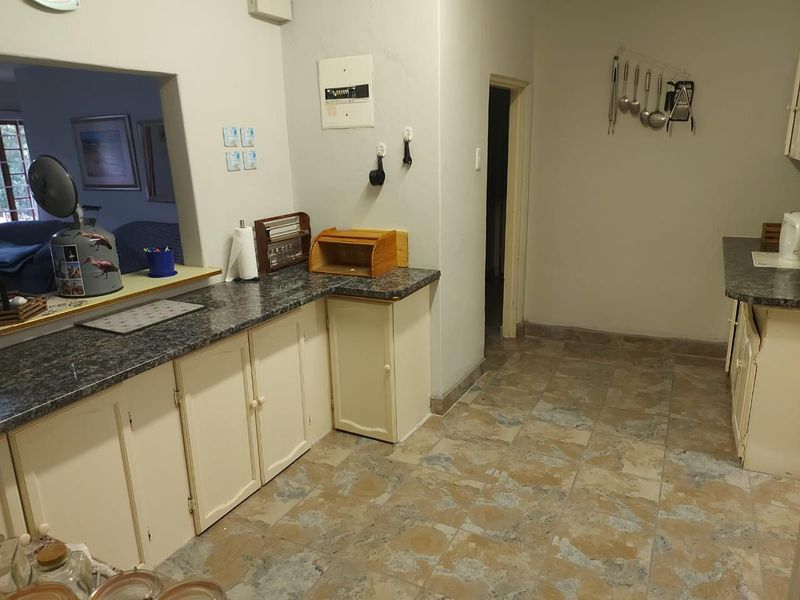Charming Coastal Retreat in Tugela Mouth: Perfect for Airbnb and More! - Photo 8
