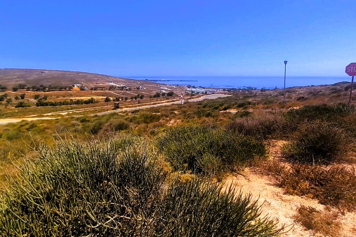 300m2 Plot for sale for R499 000-00 in Steenbergs Cove, St Helena Bay - Photo 2