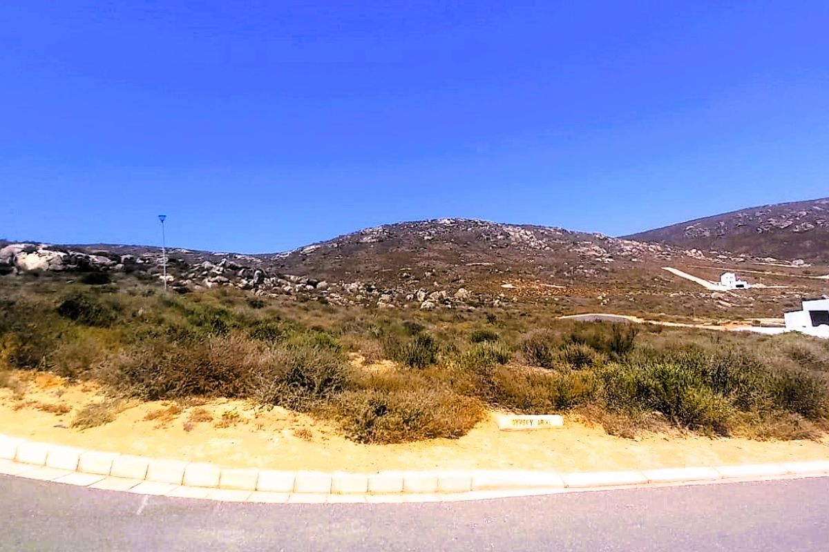 300m2 Plot for sale for R499 000-00 in Steenbergs Cove, St Helena Bay - Photo 4