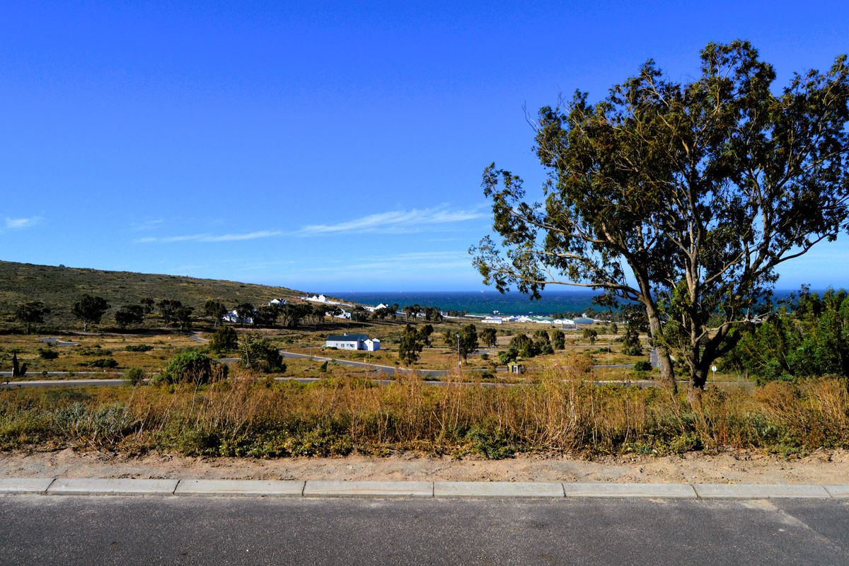 399m2 Plot for sale for only R399 000-00 in Kapteinskloof, St Helena Bay, West Coast - Photo 2