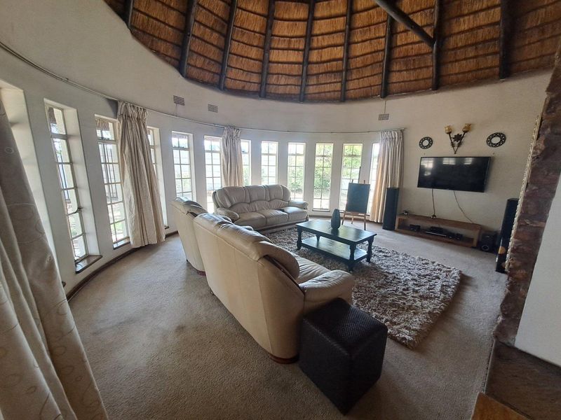 Blue skies lush garden peace and tranquility, B+B for sale - Photo 3