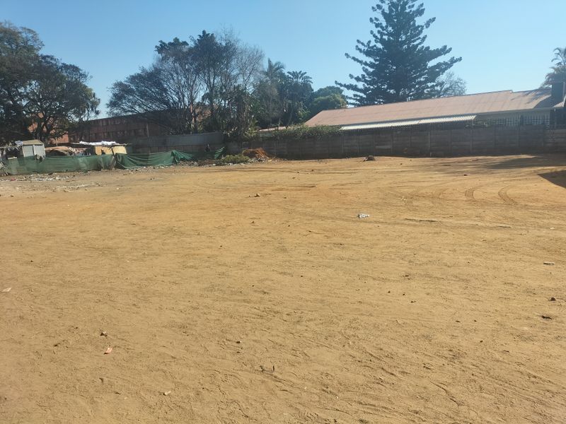 Discover a prime commercial opportunity with this 2552 square meter erf in Pretoria North, - Photo 7