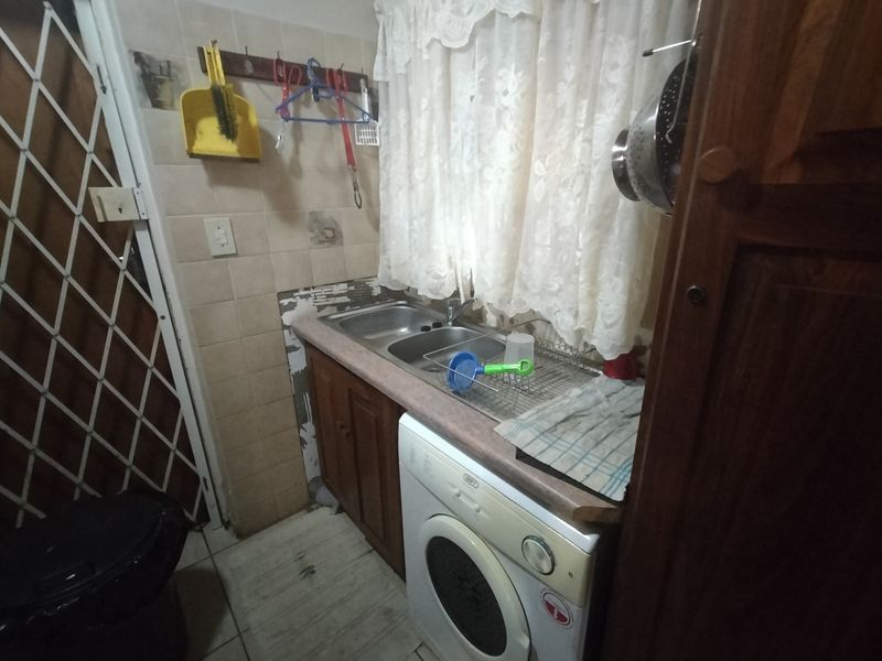 Stunning townhouse for sale in Amandasig, Akasia – perfect for families and investors ali - Photo 8