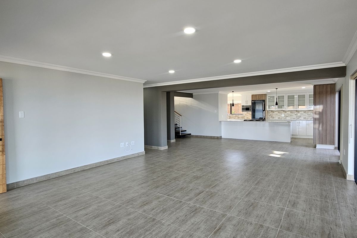 Elegant and Secure - Contemporary Design with Exquisite Finishes! - Photo 4