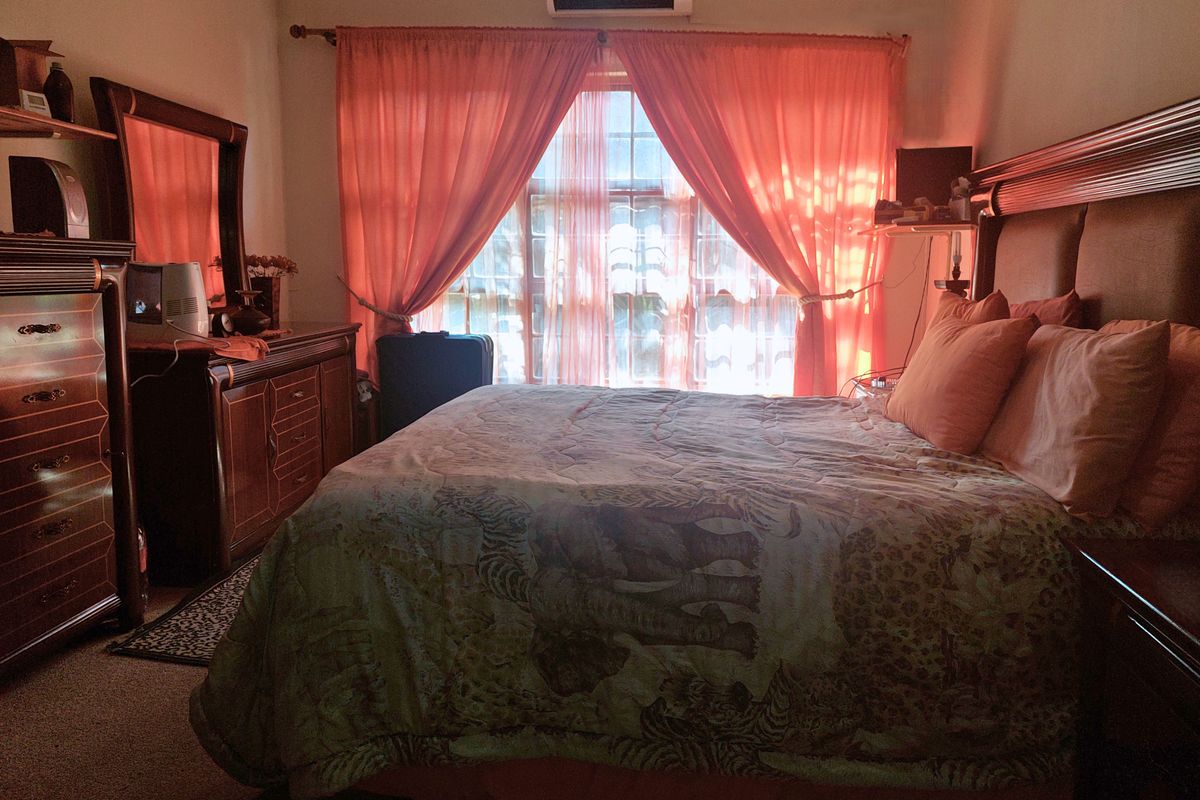 Prime Residential Property with Business Rights: Unlock Dual-Income Potential for Sharp Investors - Photo 4