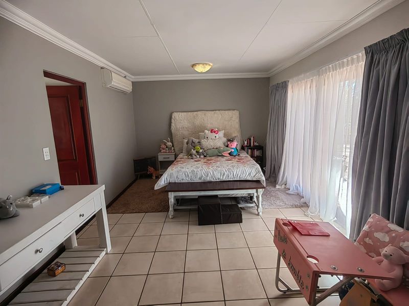 House for sale in Vaal De Grace Nature Reserve - Photo 10