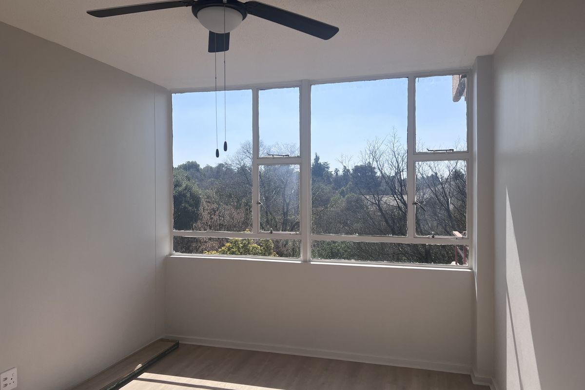 Renovated! Dream! Perfect Condition! - Photo 5