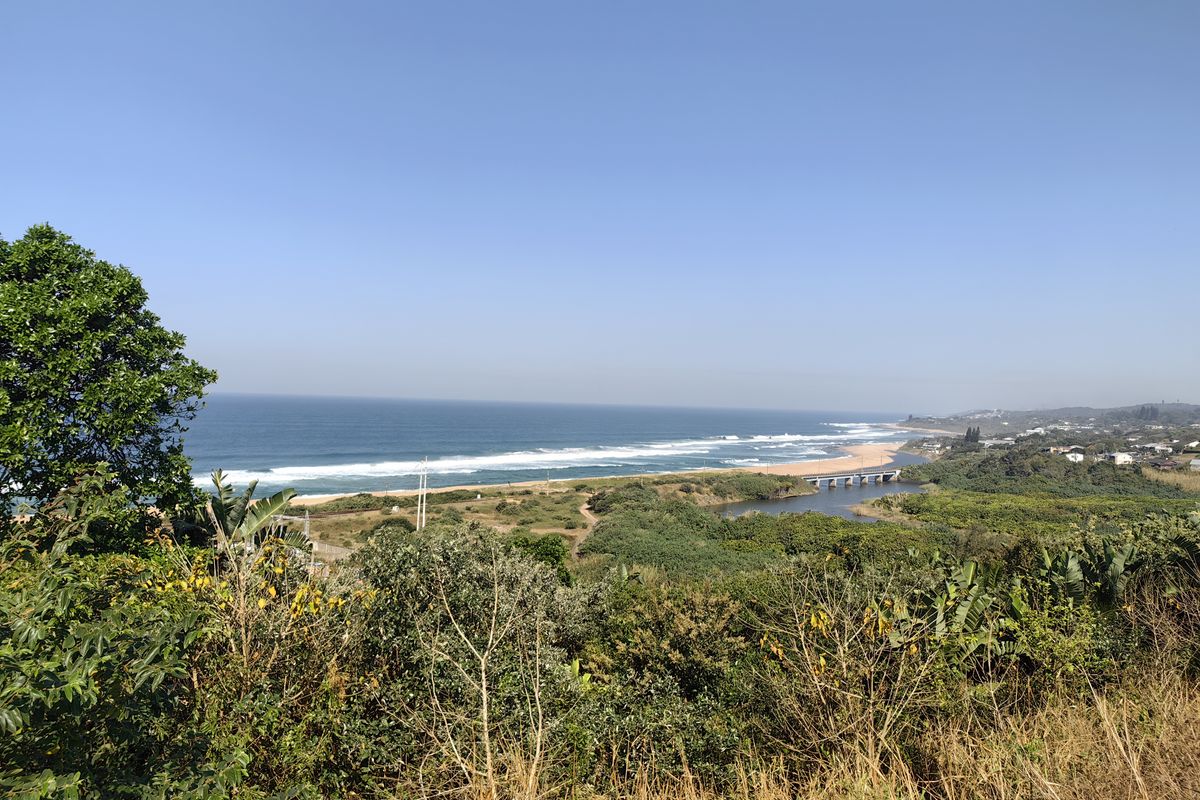 Charming Coastal Haven with Private Pool and Ocean Views - Photo 4