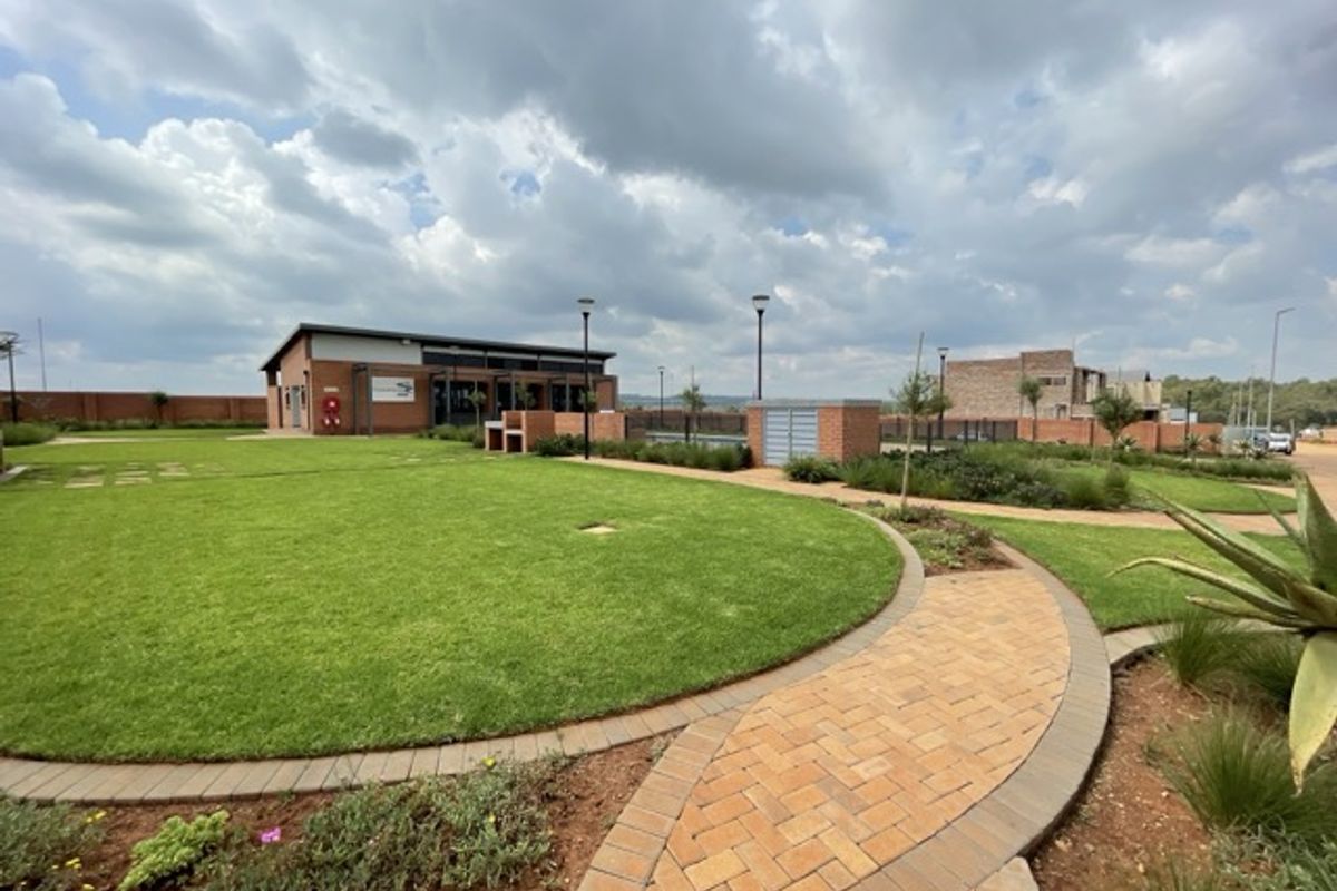 New Building Package for Sale in Fountainbrook Estate - Photo 3