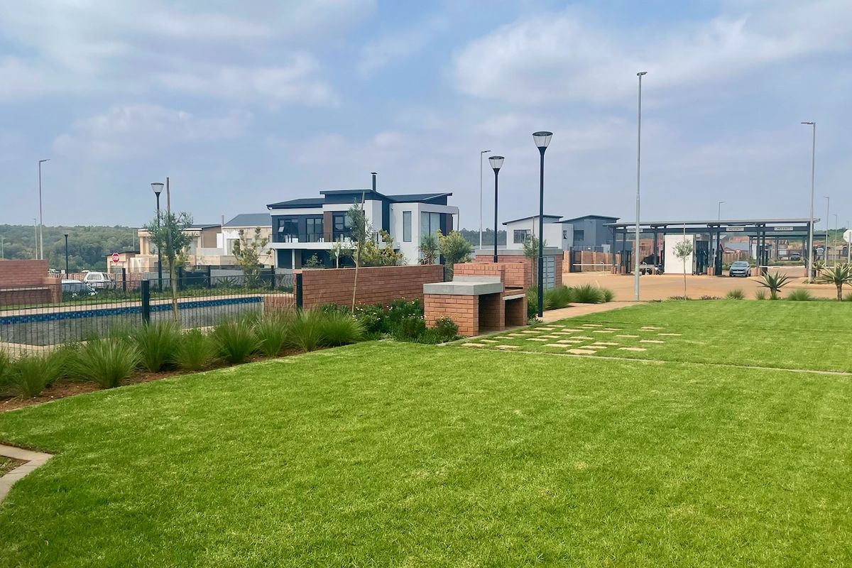 Dreaming of building your perfect home? - Photo 2