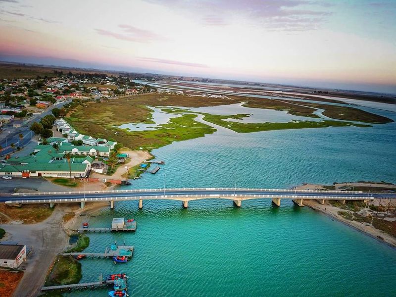 480 m2  of land situated in this stunning West Coast , Admiral Island - Port Owen area. - Photo 4