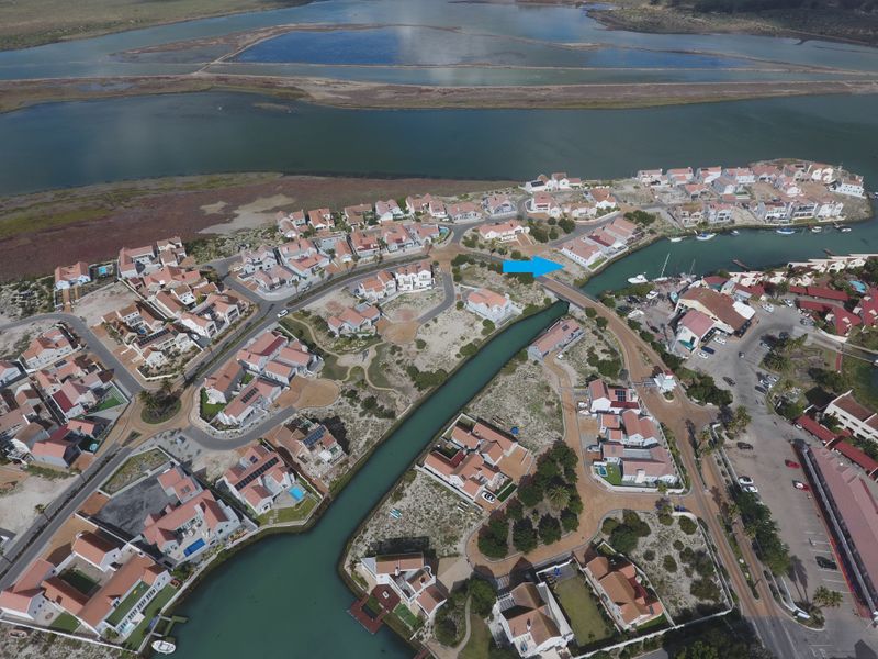 480 m2  of land situated in this stunning West Coast , Admiral Island - Port Owen area. - Photo 6