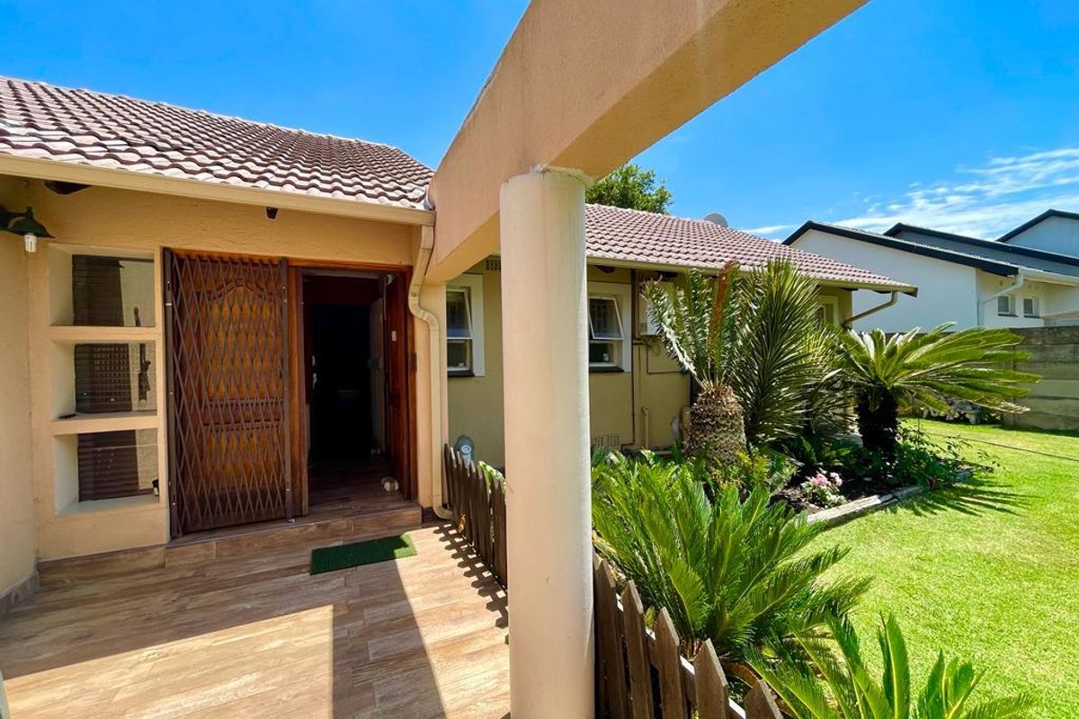 Three bedroom home for sale in Secunda - Photo 3