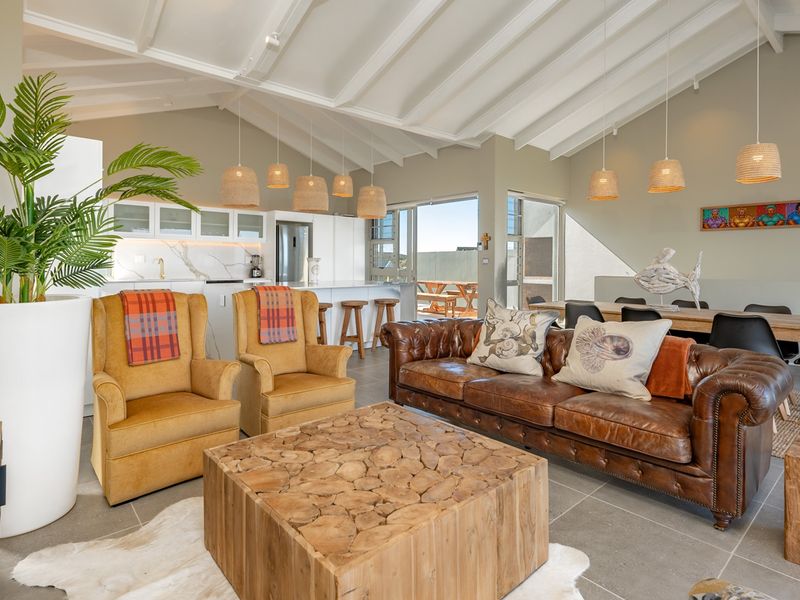 Oceanfront Oasis in the Blue Bay Private Estate - Photo 1