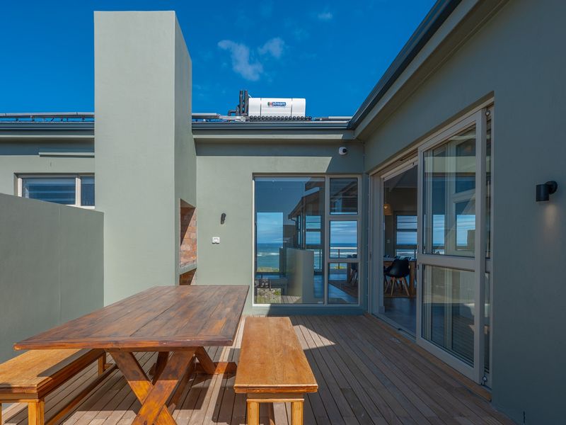 Oceanfront Oasis in the Blue Bay Private Estate - Photo 9
