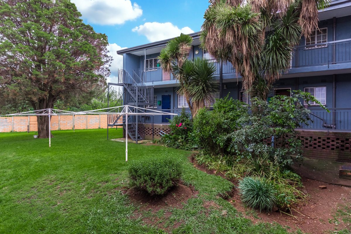 SPACIOUS 2 BEDROOM APARTMENT IN MINDALORE! - Photo 5