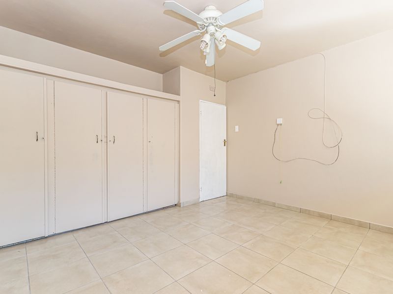 SPACIOUS 2 BEDROOM APARTMENT IN MINDALORE! - Photo 9