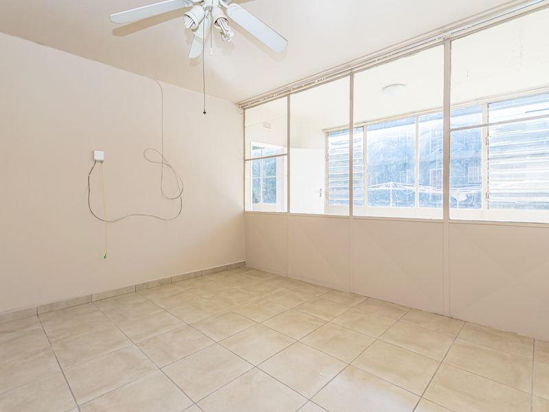 SPACIOUS 2 BEDROOM APARTMENT IN MINDALORE! - Photo 8