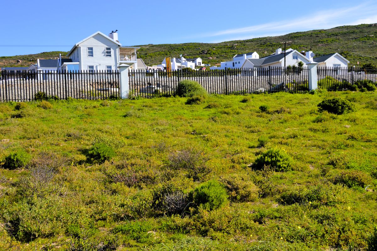 Not to be missed!!! A 369m2 Erf @ R649 000-00 in St Helena Bay. - Photo 5