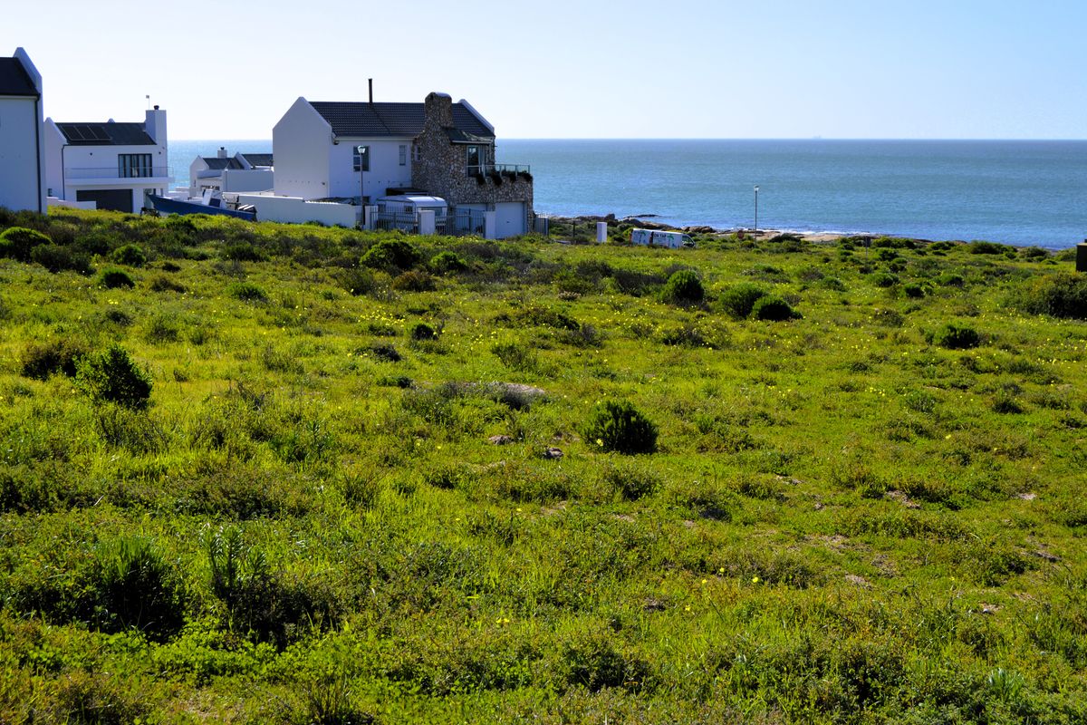 Not to be missed!!! A 369m2 Erf @ R649 000-00 in St Helena Bay. - Photo 4