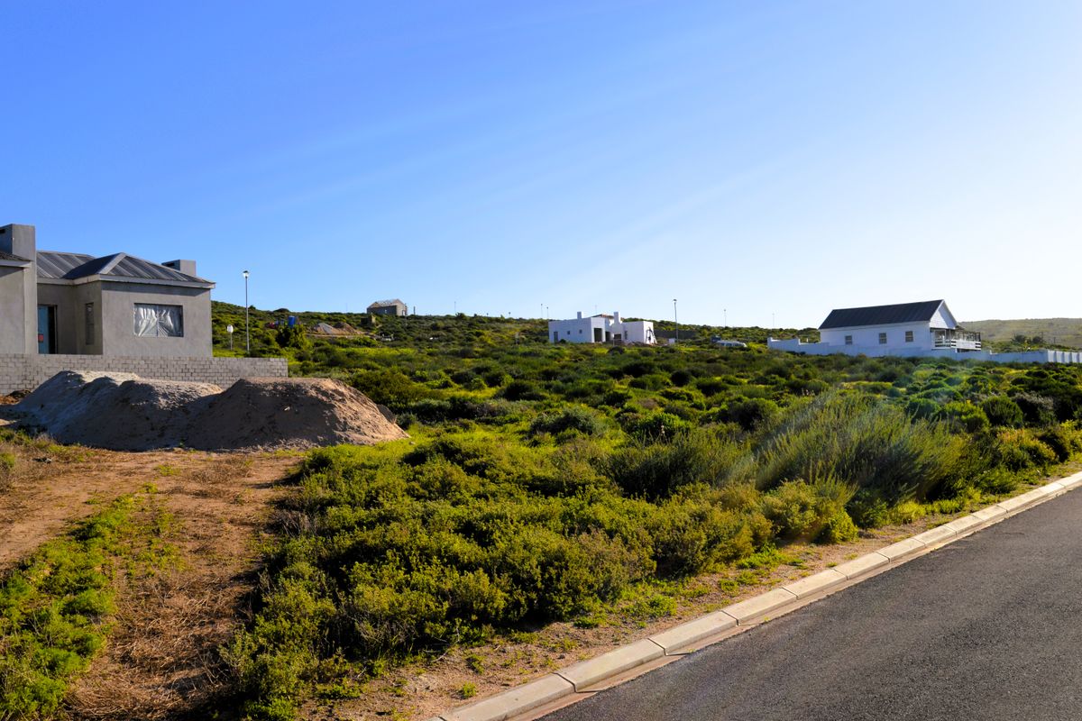 Not to be missed!!! A 324m2 Erf @ R399 000-00 in St Helena Bay. - Photo 2