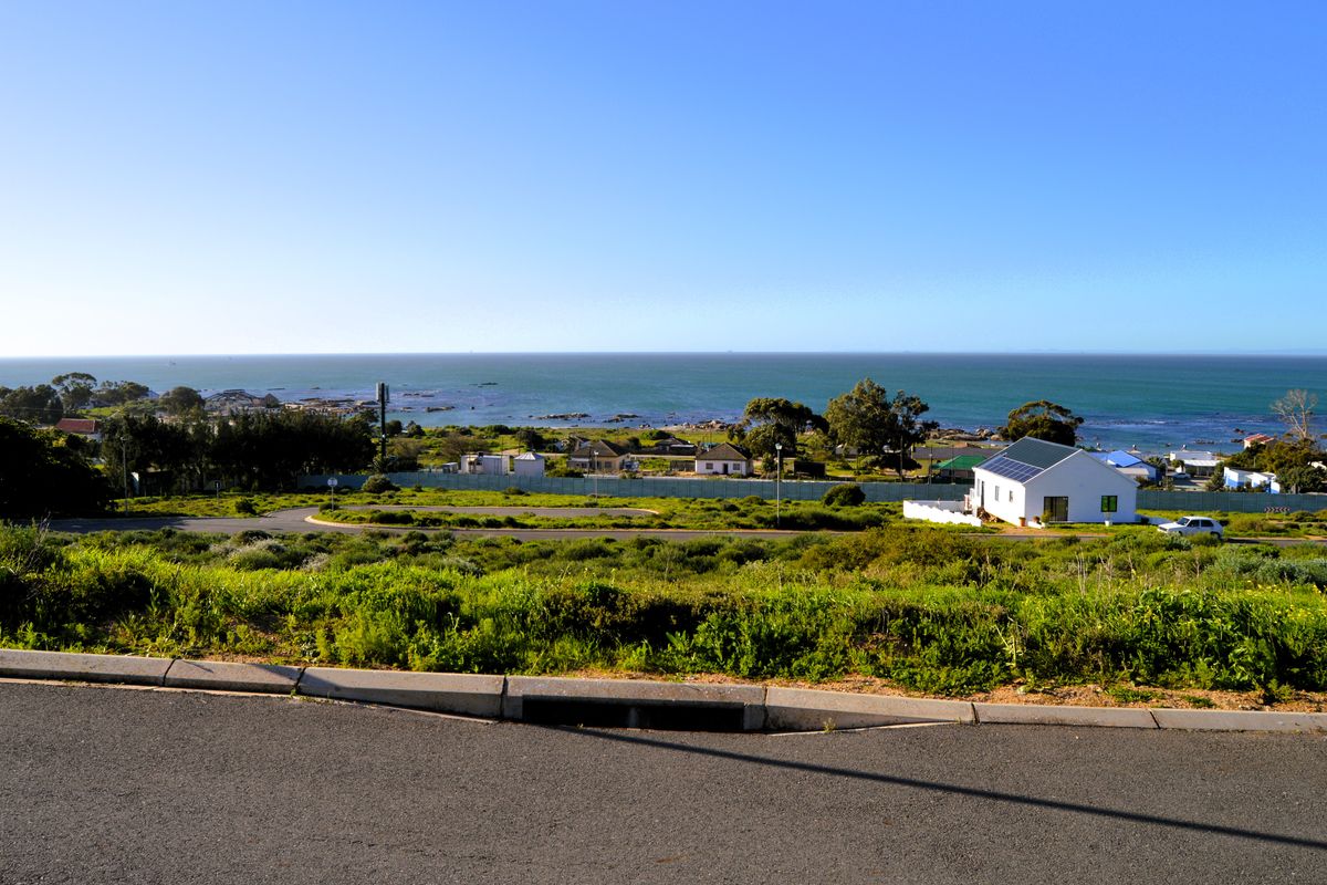 Not to be missed!!! A 508m2 Erf @ R499 000-00 in St Helena Bay. - Photo 3