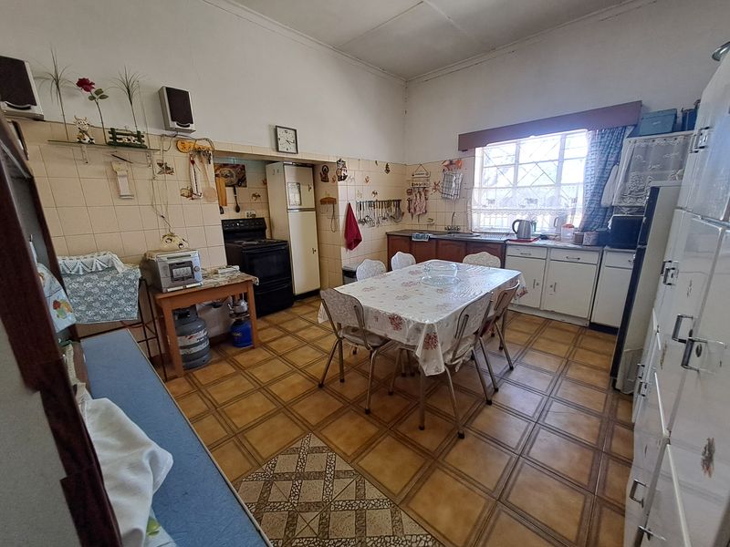 Charming Property with Lush Vegetable Gardens and a Thriving Orchard for Sale - Photo 3