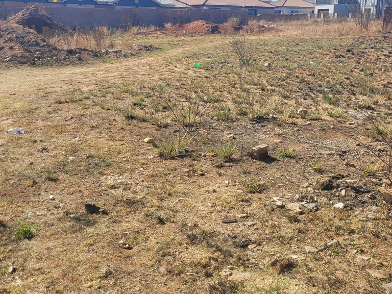 A huge stand to build your dream home! - Photo 7