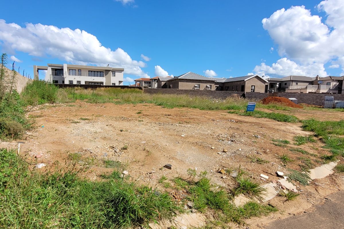 A huge stand to build your dream home! - Photo 3