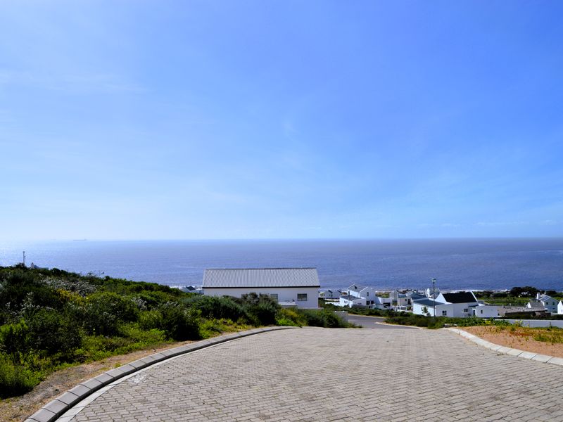 Not to be missed!!! A 426m2 Erf @ R699 000-00 in St Helena Bay. - Photo 4