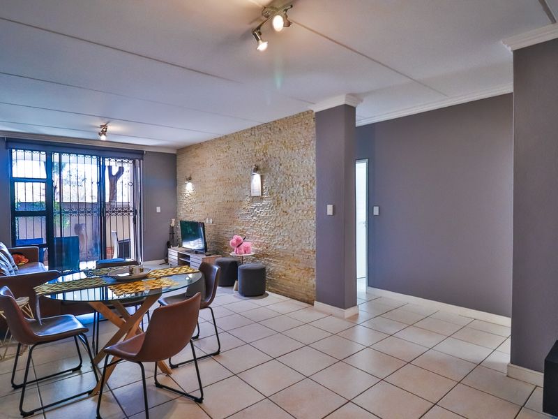 Modern 2 Bedroom Ground Floor Apartment - Photo 2
