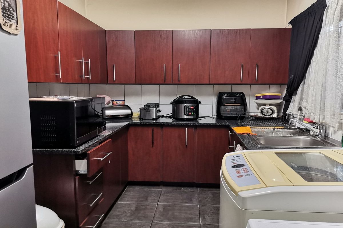 Comfort, Style, and Serenity Await! - Photo 4