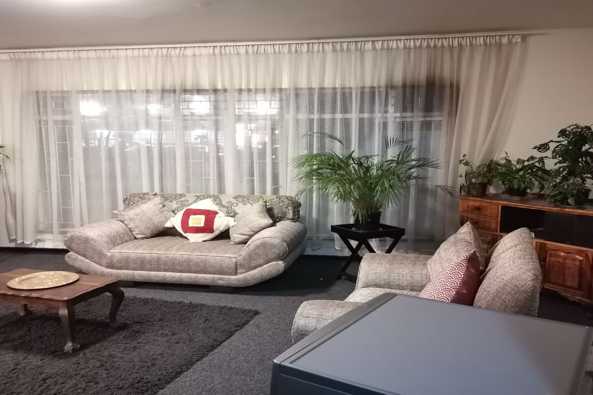 Comfort, Style, and Serenity Await! - Photo 2