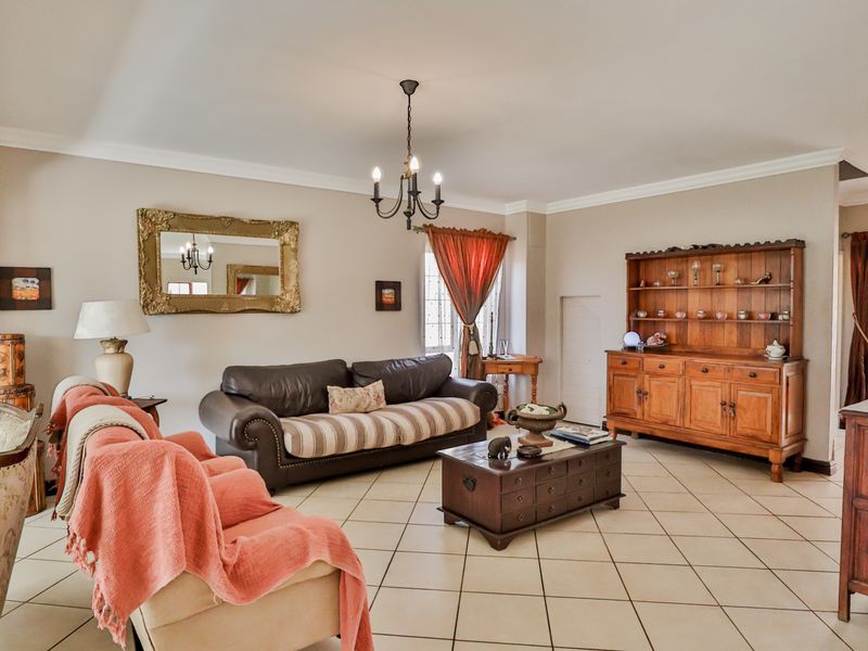 Beautiful  Freestanding Townhouse!!! - Photo 8