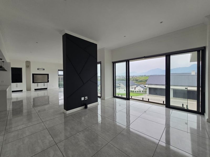 4 Bedroom House For Sale Kingswood Golf Estate George - Photo 7