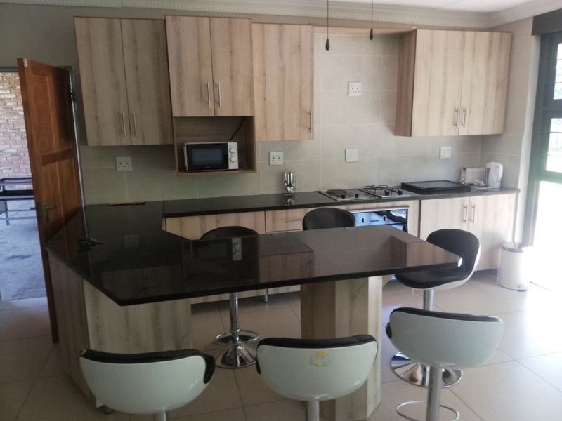 6 Bedroom River house for sale at the Vaal river - Photo 8