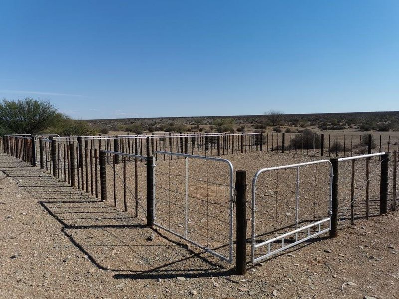 LOERIESFONTEIN: 2 ADJACENT FARMS - Photo 2