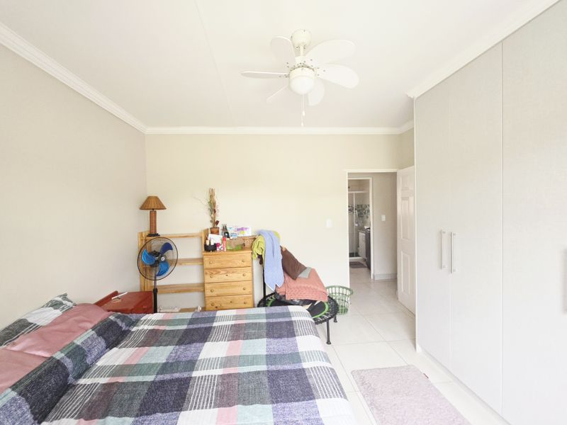 2 Bedroom Town house for sale in Oudtshoorn - Photo 7
